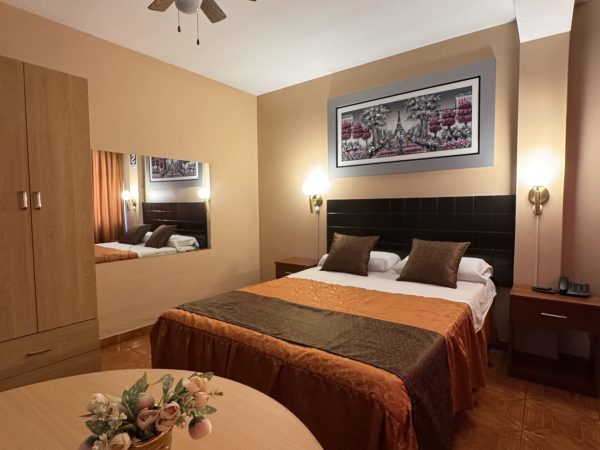 H.M.SUITE (2)